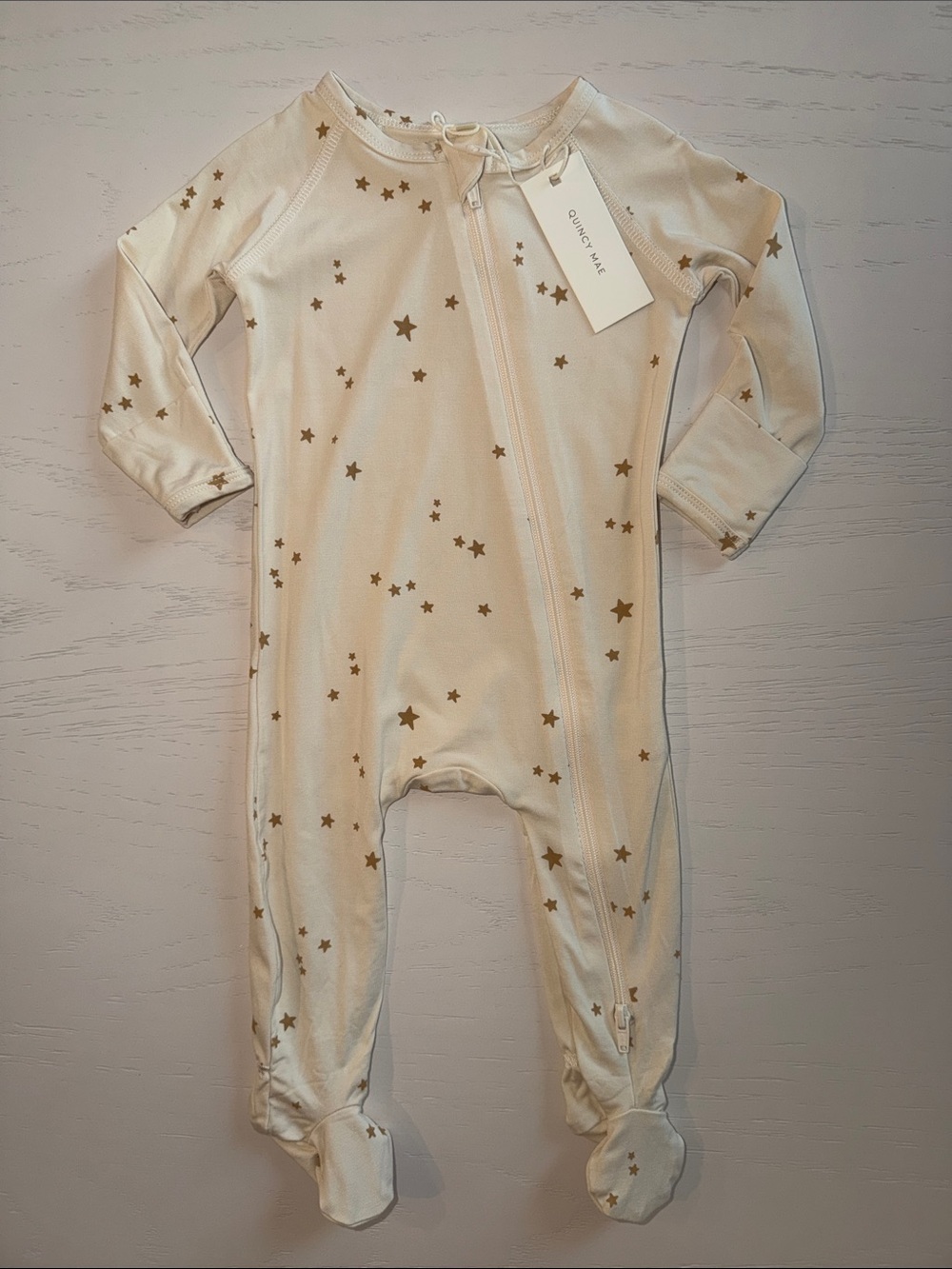 Quincy Mae Cream Neutral Footie with Gold Stars 3-6 6-9 months
